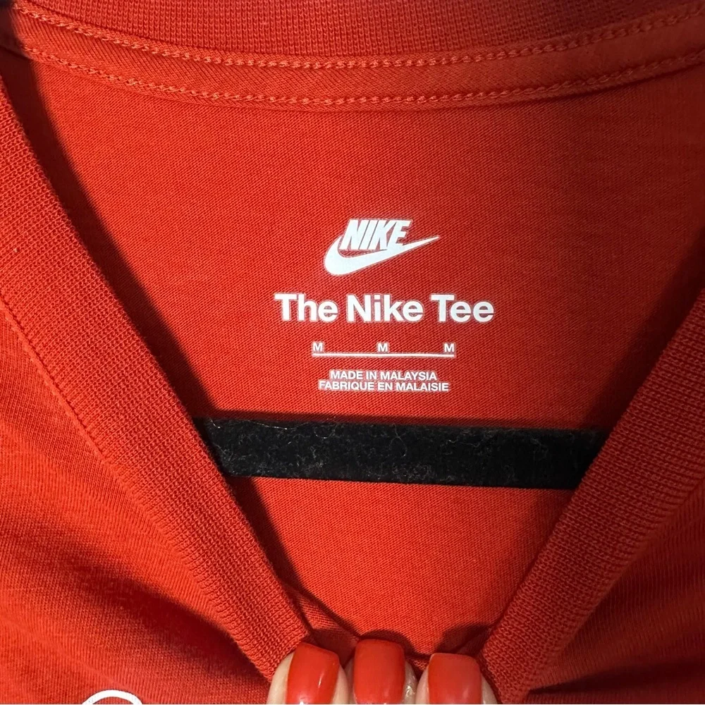 Nike Women's Bold Red Short Sleeve Tee